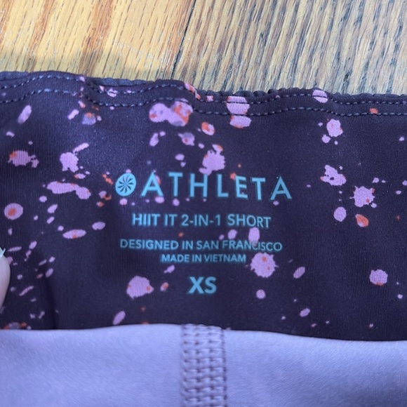 Athleta Hit It 2-In-1 Short Athletic Activewear running XS‎ Warm Splatter Purple - Picture 5 of 8